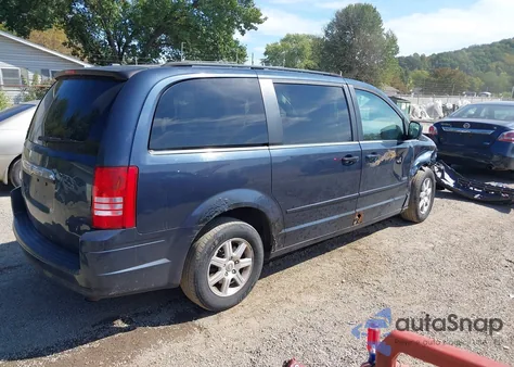 2008 Chrysler Town & Country Touring from USA, damaged, VIN 2A8HR54P38R843746